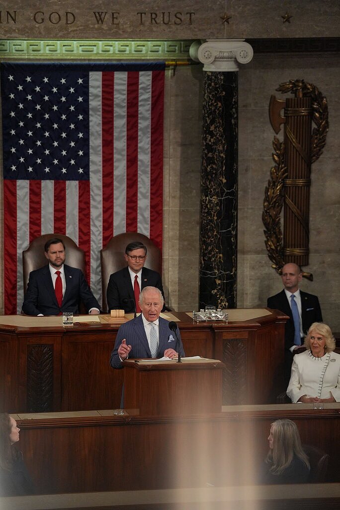 查尔斯国王演讲：诗意、玩笑、以及对特朗普的微妙反驳（组图） - 1