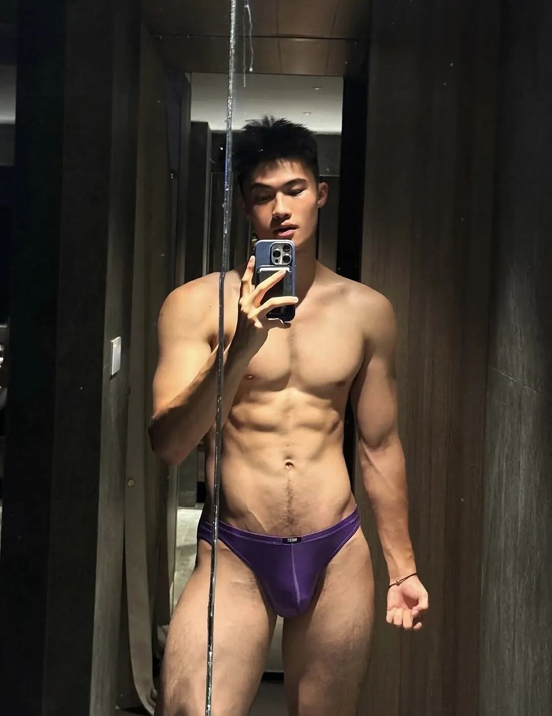 【帅哥】阳光运动系男友,自带清爽少年感的健身帅哥(组图) - 7