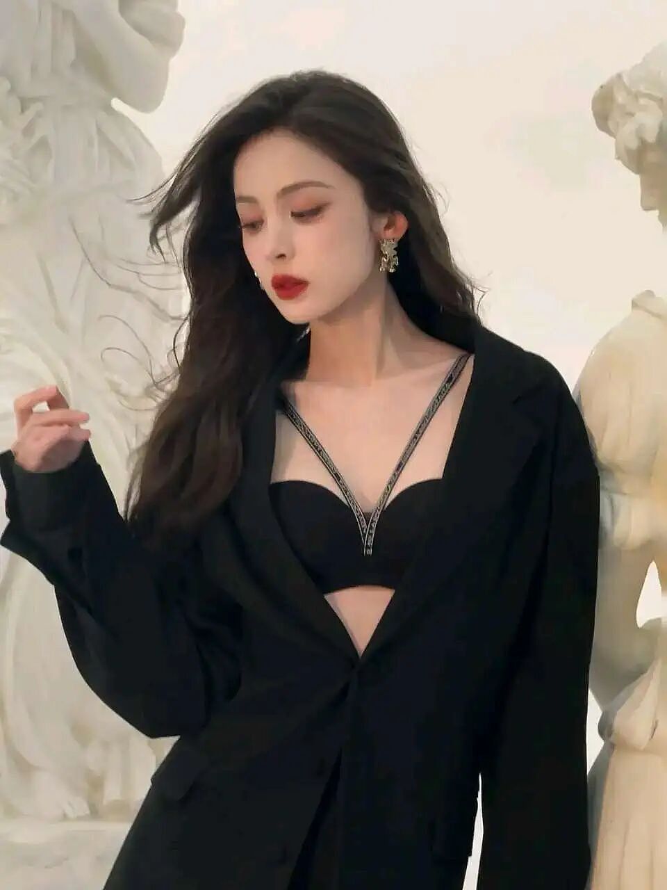 【美女】古力娜扎大秀身材，这颜值，实在是太有爱了，妥妥对粉丝的热爱（组图） - 6
