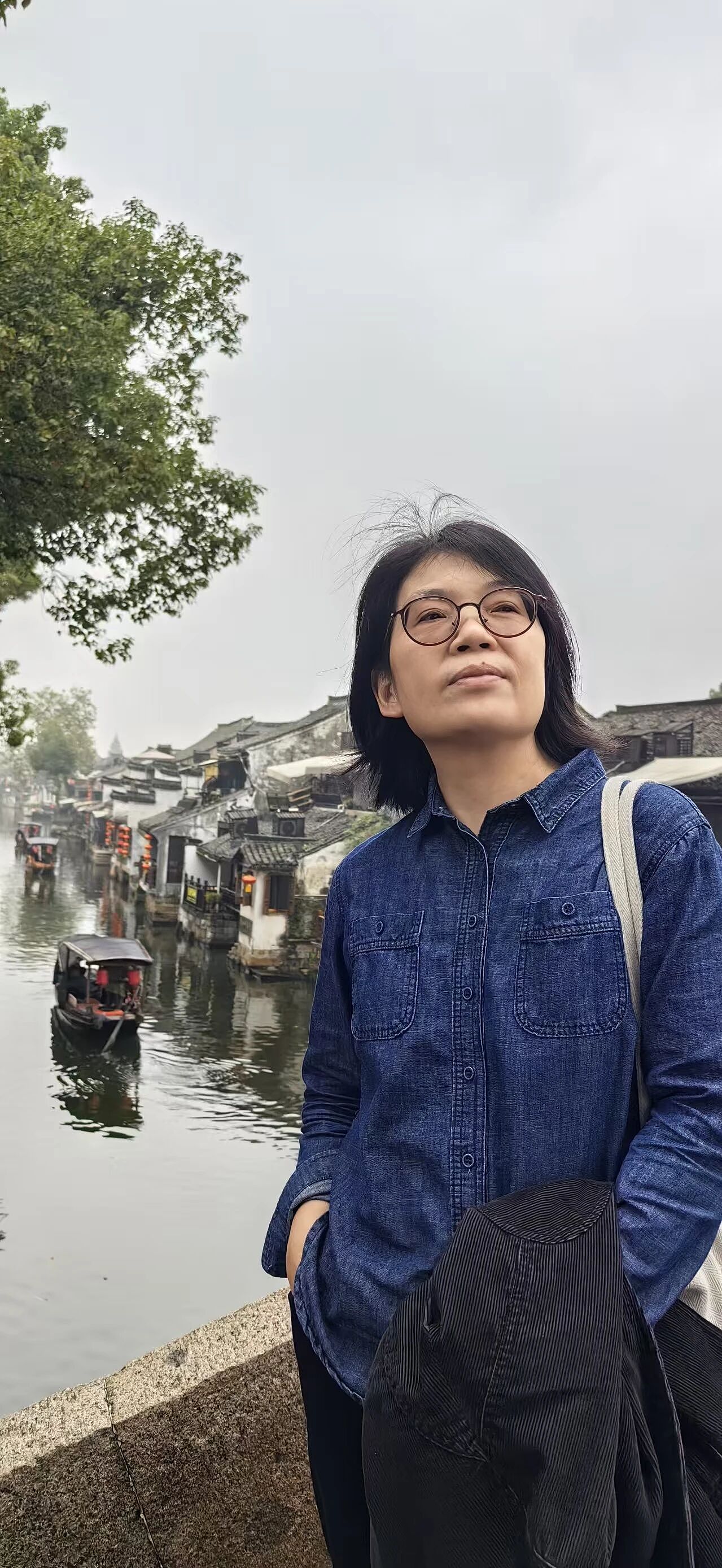 【情感】40岁从银行辞职当作家，小说爆火被卖断货，她把女人的一生写透了（组图） - 4
