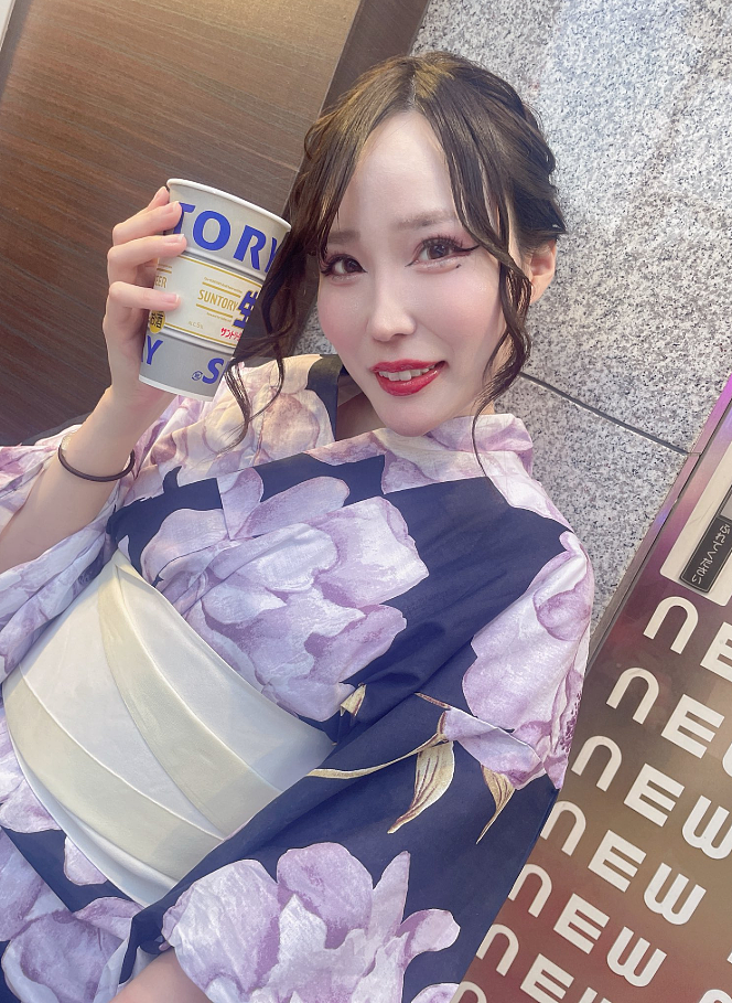 日本女子自曝亲妈给自己找了3个爸,从小遭家暴性侵,17岁被亲爹要求卖身养家!(组图) - 13
