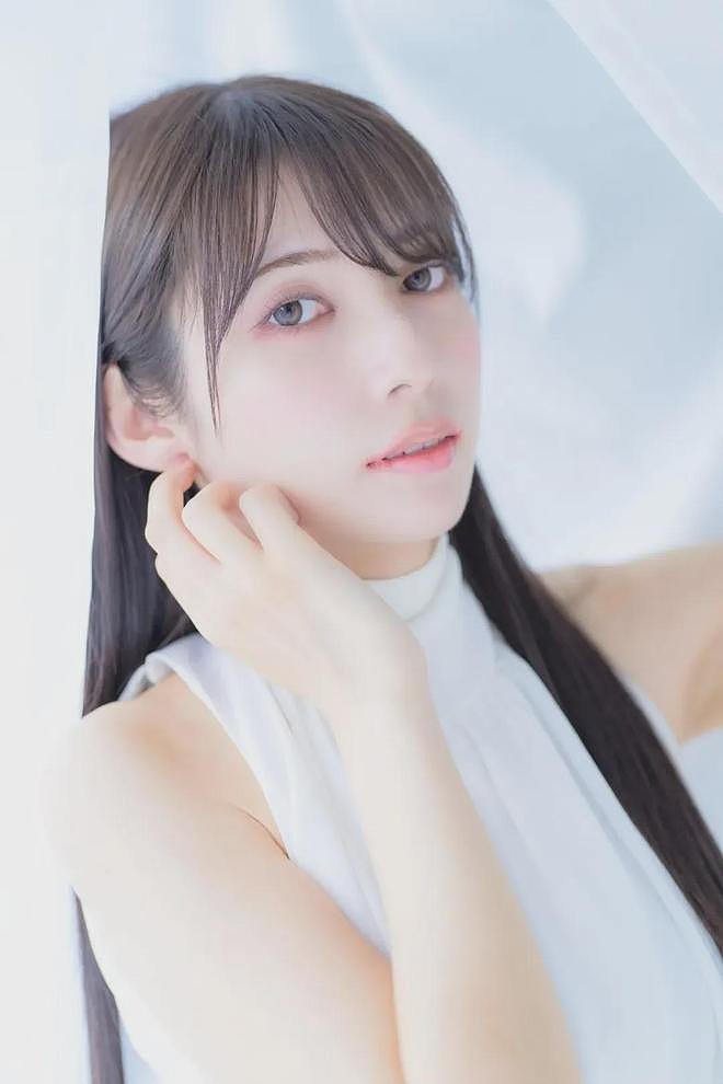 【美女】最美赛车女郎,美女长相靓丽,身材火辣妖娆,S曲线看了还想看(组图) - 4