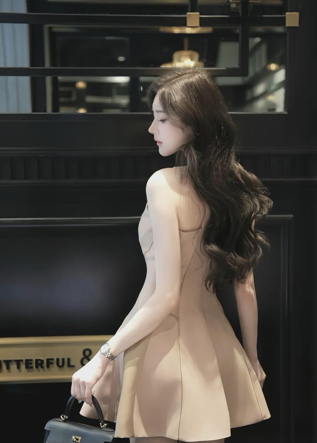 【美女】国产妹子 | 看了就停不下来!热门美女图片震撼来袭(组图) - 44