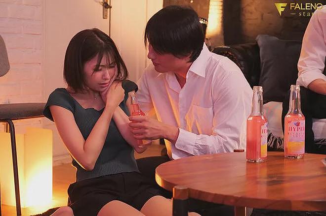 【美女】G杯蓝衣战神,短发女王,笑容甜美,身材无敌,看了简直停不下来(组图) - 21