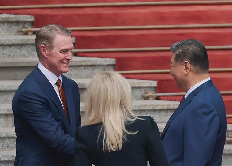 特朗普告诉习近平对台政策不变，美驻华大使：我就在现场（组图） - 2