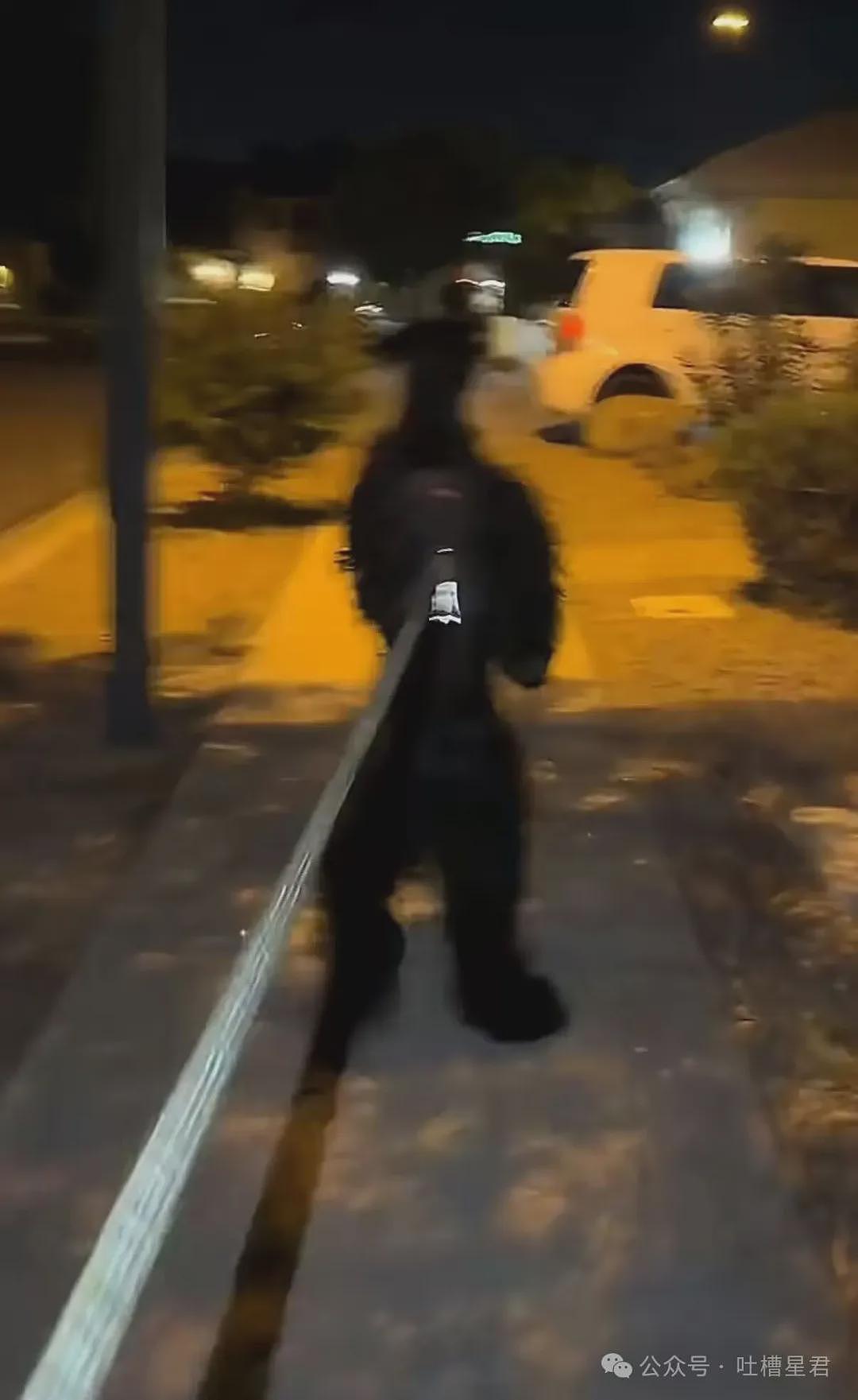 【爆笑】“男同事怀疑领导给他递咖啡是爱上他了…？”啊啊啊求求你不要再发桃花癫了！ - 54