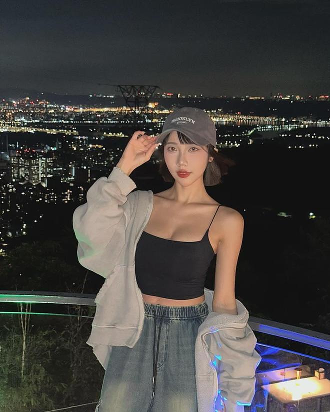 【美女】号称台湾“赤木晴子”,这身材简直绝了!(组图) - 11