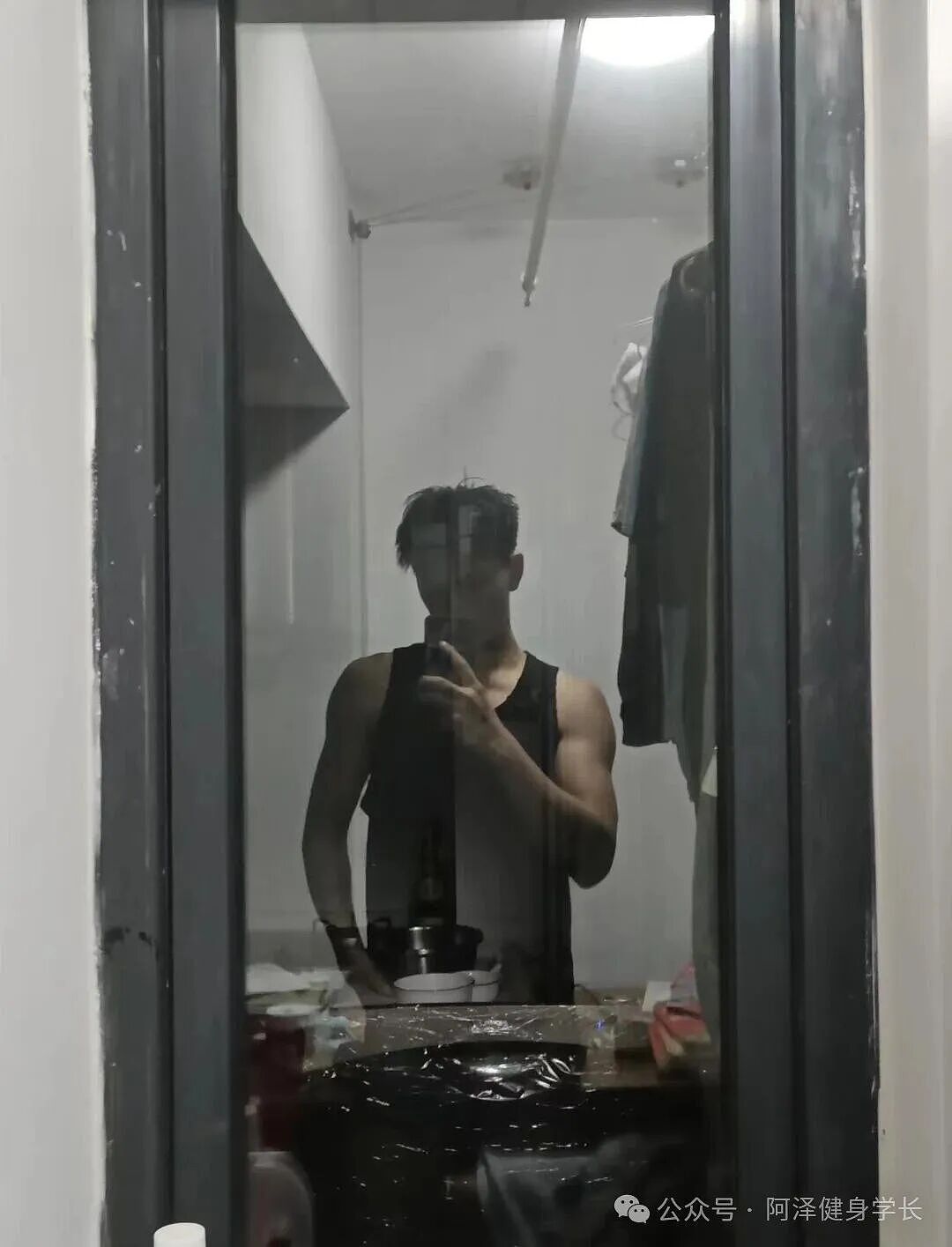 【帅哥】北体研究生男大，健身届的扛把子！白袜肌肉太猛了.... - 6