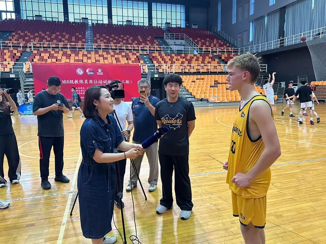 以球会友,以文化连心——诺克斯U18青年队“一带一路”江苏交流活动精彩纷呈 - 9