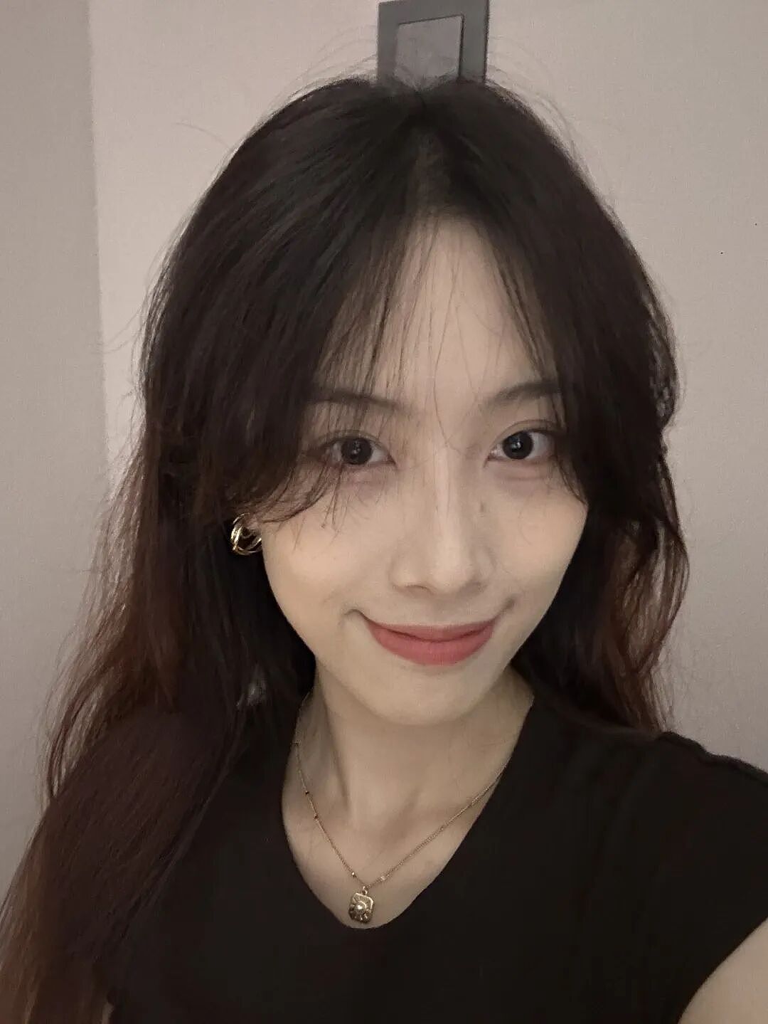 【时尚】Jennie美出新高度！她们带火的美妆神器，到底值不值得买？（组图） - 39