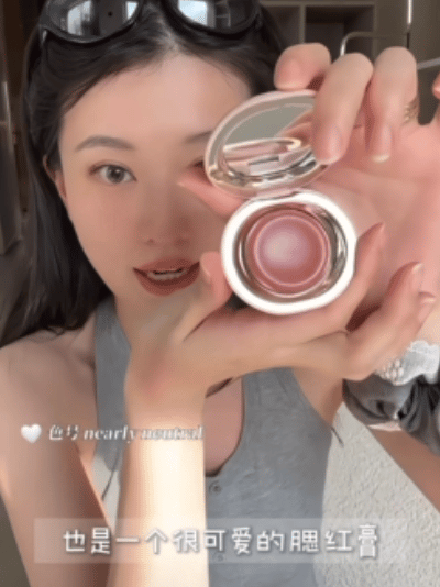 【时尚】Jennie美出新高度！她们带火的美妆神器，到底值不值得买？（组图） - 50