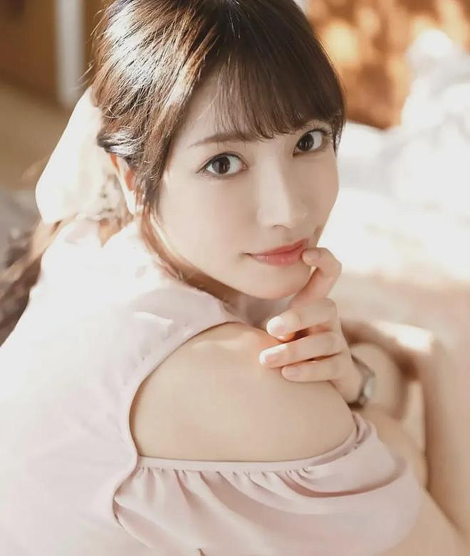 【美女】清纯校花，绝美身材+天使脸蛋，千年美少女（组图） - 12