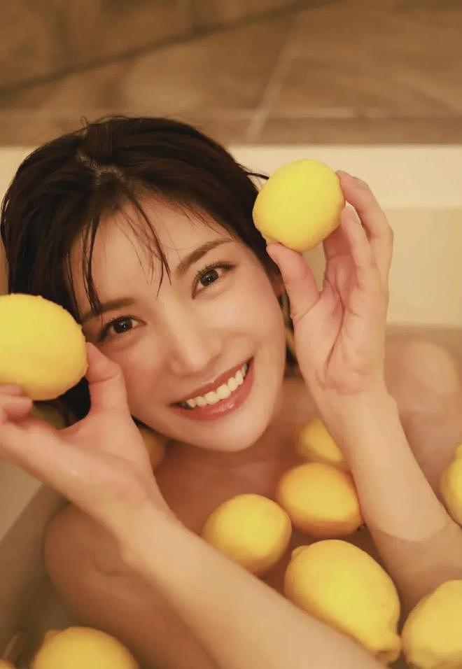 【美女】清纯校花，绝美身材+天使脸蛋，千年美少女（组图） - 1
