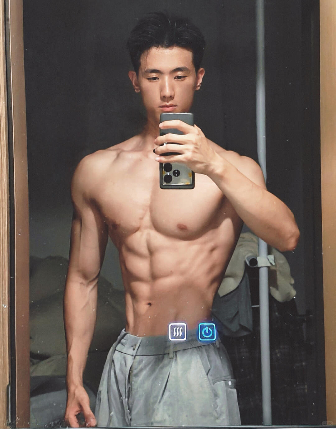 【帅哥】双开门，大肌肉，好腹肌（组图） - 18