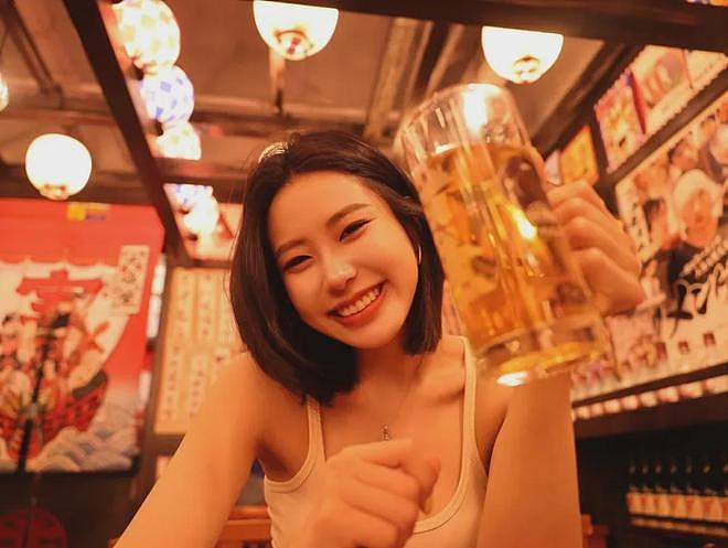 【美女】曲线优美，肤白水嫩，阳光气息宝藏女孩，做你女盆友你确定不要（组图） - 4