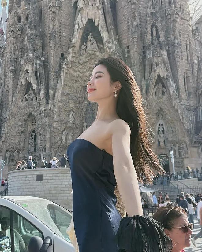 【美女】曲线优美，肤白水嫩，阳光气息宝藏女孩，做你女盆友你确定不要（组图） - 3