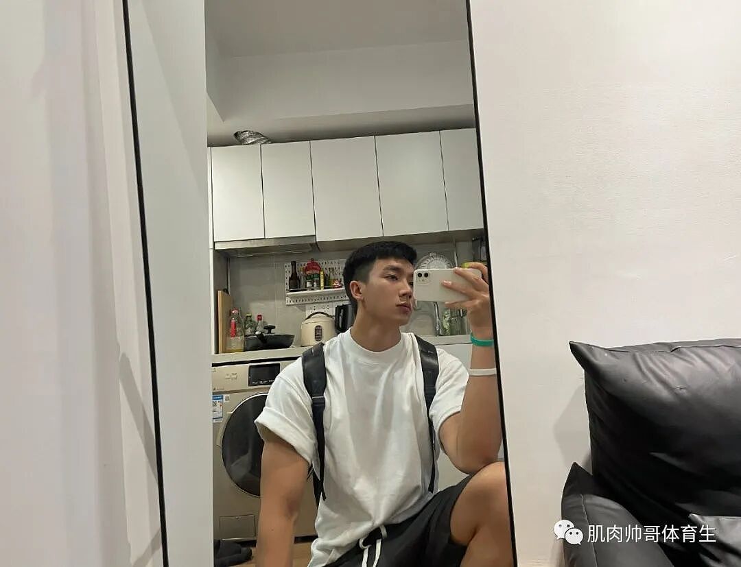【帅哥】健身肌肉小狼狗,有这样的男朋友就知足吧(组图) - 5