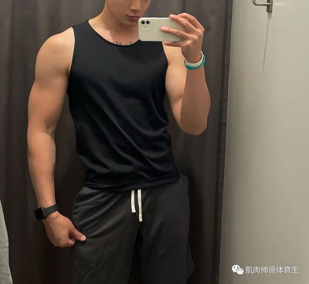 【帅哥】健身肌肉小狼狗,有这样的男朋友就知足吧(组图) - 4