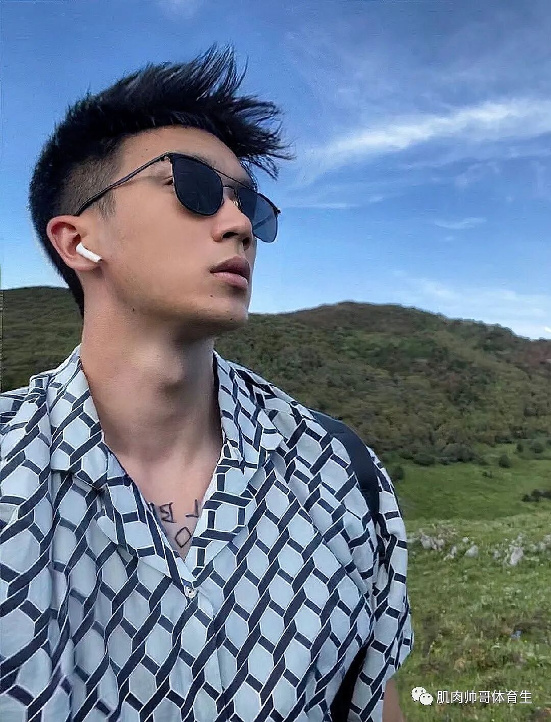 【帅哥】健身肌肉小狼狗,有这样的男朋友就知足吧(组图) - 1