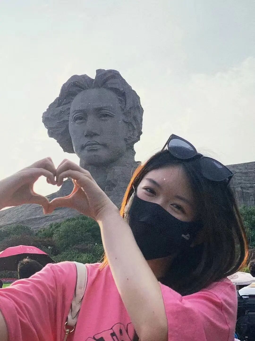 【时尚】聊点实用的：38°高温天出门，全靠它们保持体面美丽（组图） - 30