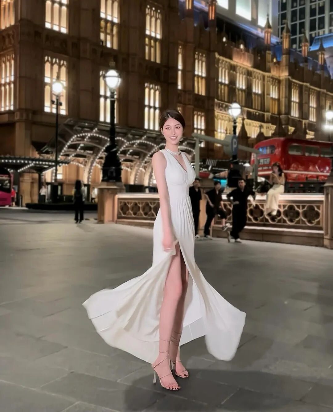 【美女】顶级御姐!这双大长腿,不蹬三轮可惜了(组图) - 21
