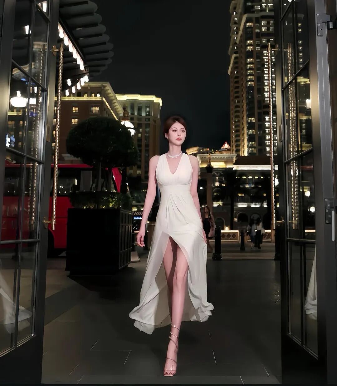 【美女】顶级御姐!这双大长腿,不蹬三轮可惜了(组图) - 20