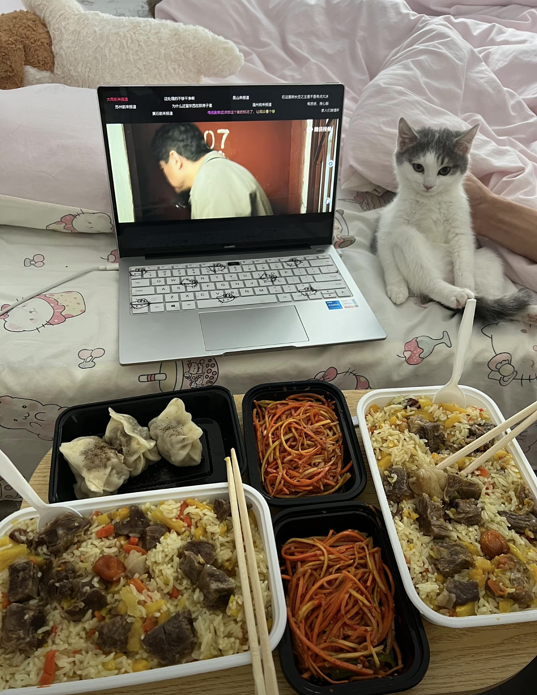 【宠物】浴足店老板为了晒猫，直接拿猫图和名字开店，招牌好搞笑哈哈哈，网友：能让猫师傅给我服务吗？（组图） - 14