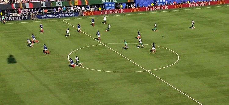 开门红！法国3-1塞内加尔，姆巴佩双响成法国队史射手王 - 40