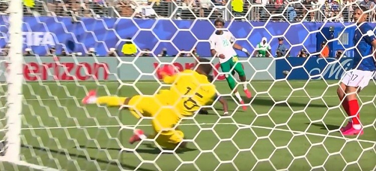 开门红！法国3-1塞内加尔，姆巴佩双响成法国队史射手王 - 21
