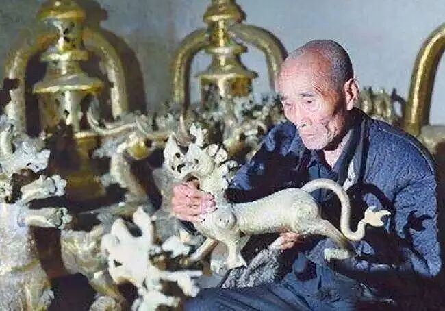 中国农村老汉靠造假一年赚1.6亿,产品海外爆火,产品却屡遭海关查扣!官方:不仅不犯法,还大力推广(组图) - 3