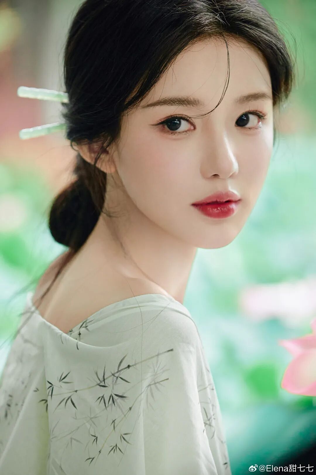 【美女】超绝网红，身材颜值绝了（组图） - 10