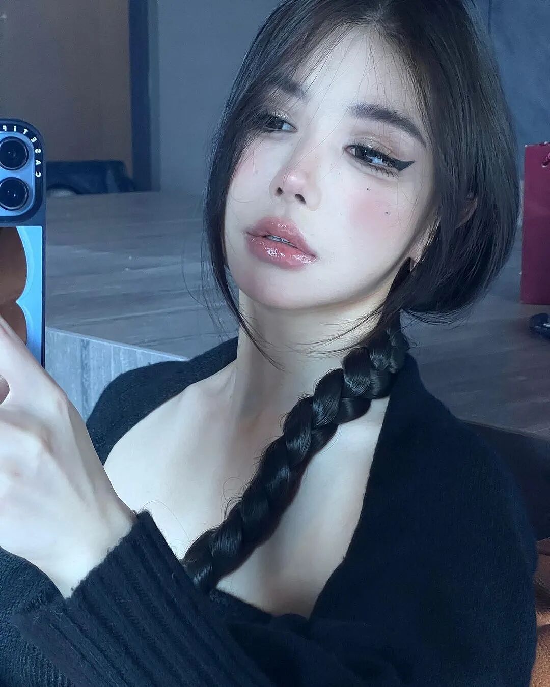 【美女】国产网红媛媛酱，精致五官，极致身材，韵味十足，让人心动（组图） - 11