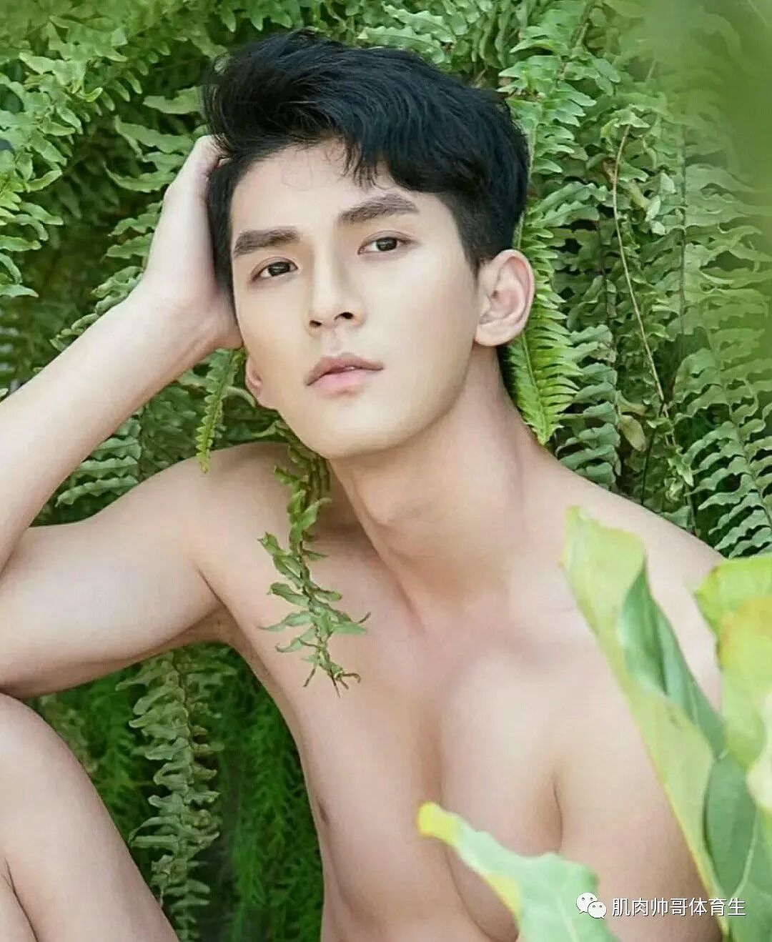 【帅哥】健身大男孩，肌肉帅哥体育生（组图） - 8