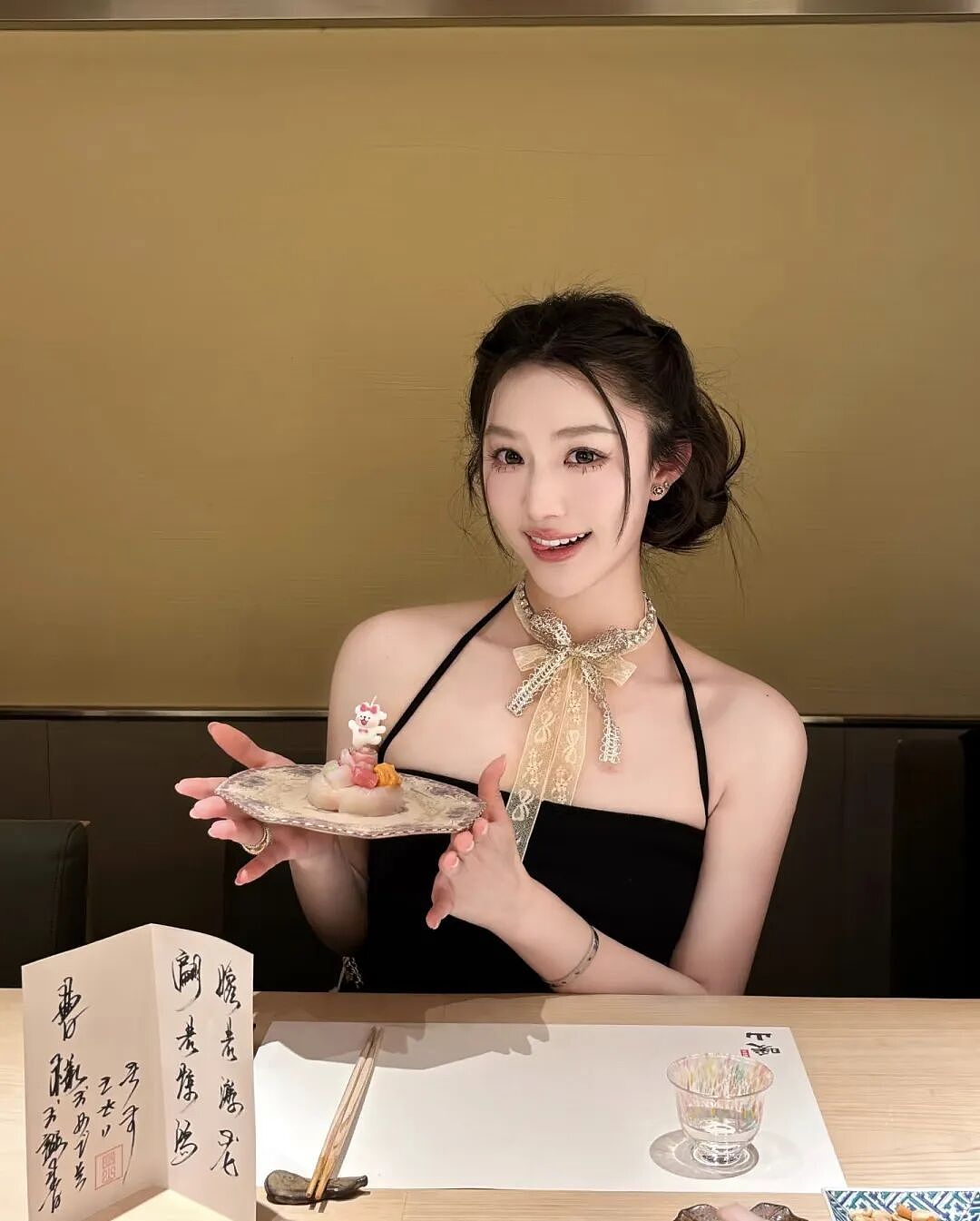 【美女】国产美女 | 草莓屁屁(组图) - 17