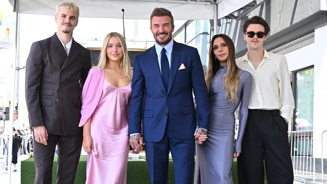 贝克汉姆好大儿拒过父亲节,自曝不看世界杯阴阳爸妈?嘲他们总蹭自己热度?(组图) - 19