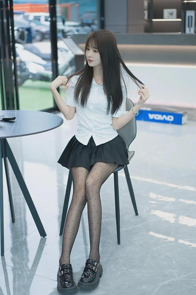 【美女】美女极品身材，火辣性感，勾魂万千，美得让人窒息（组图） - 17