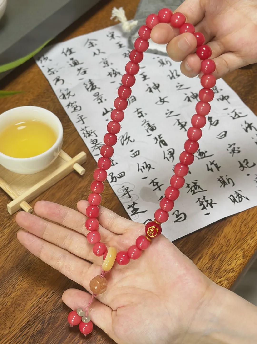 【时尚】300块的购买力太香了!5 件神仙单品一口气拿下!(组图) - 43