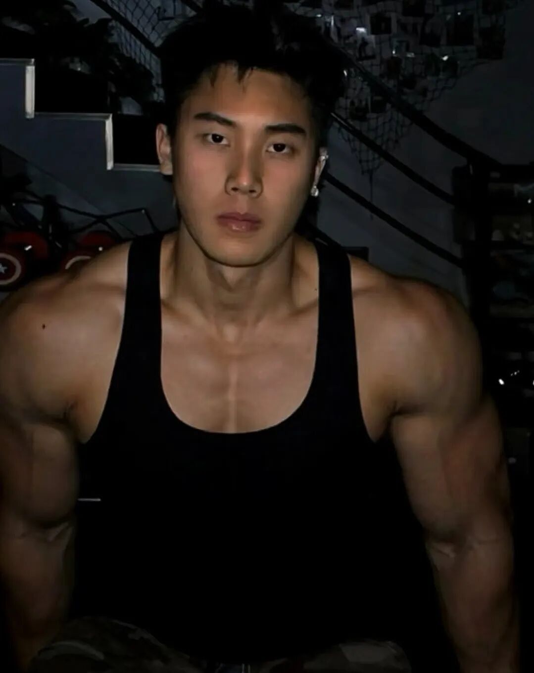 爆火推特的极品黑皮肌肉猛男,壮硕身材简直人形打桩机...(组图) - 12