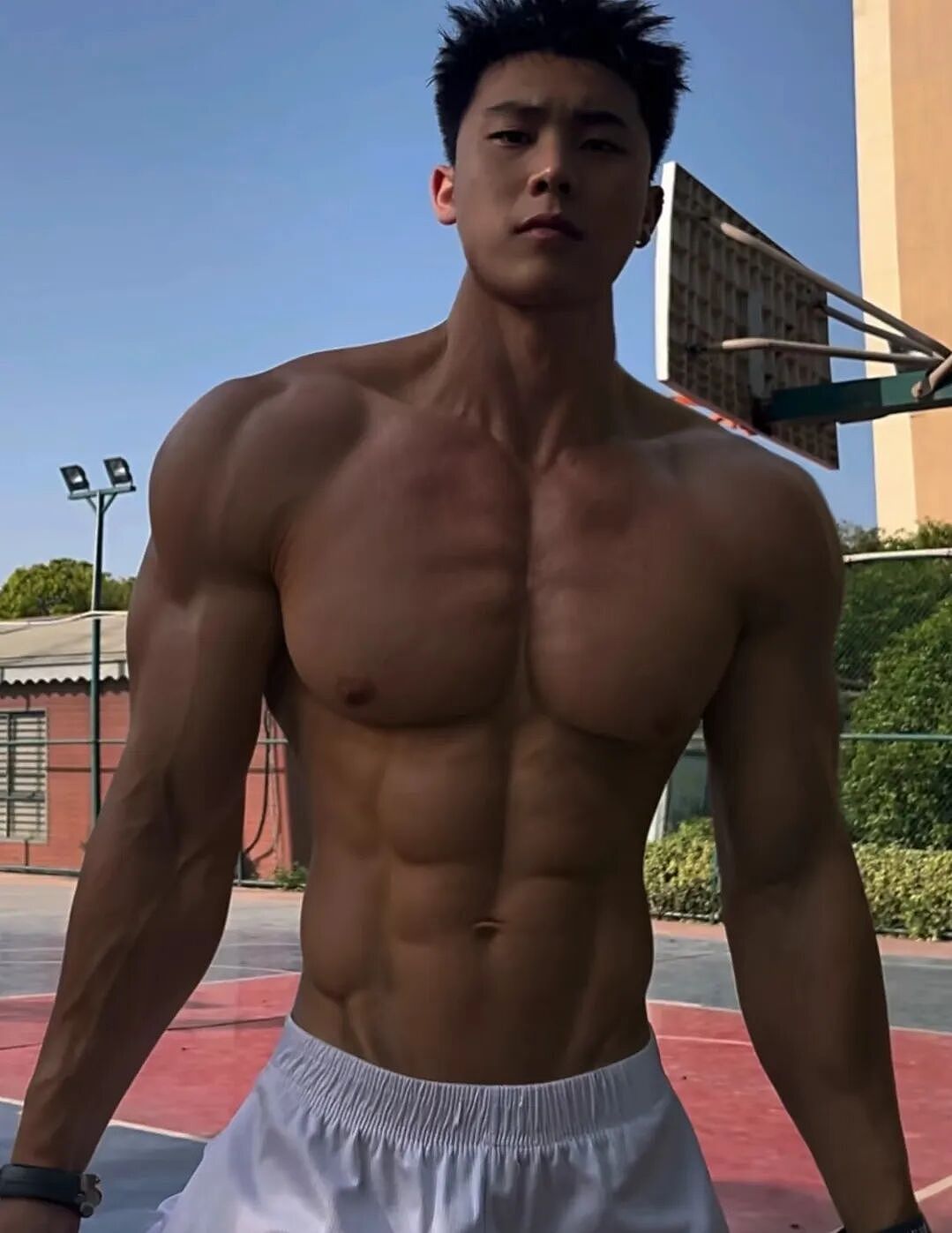 爆火推特的极品黑皮肌肉猛男,壮硕身材简直人形打桩机...(组图) - 13