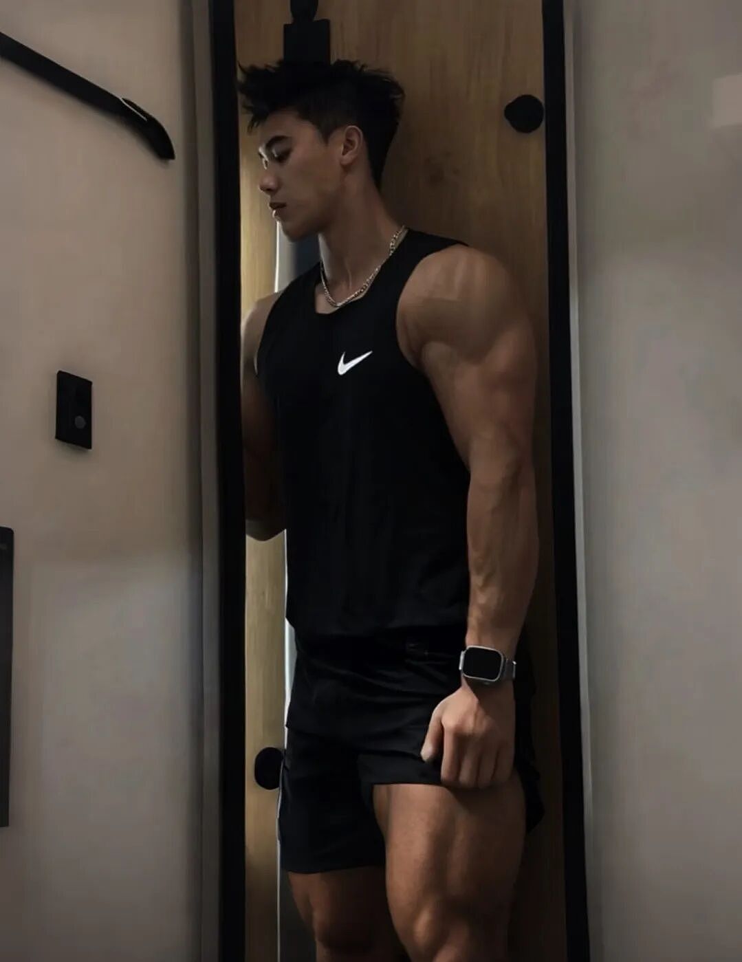 爆火推特的极品黑皮肌肉猛男,壮硕身材简直人形打桩机...(组图) - 2