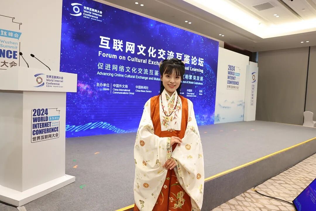 【情感】焦虑宝妈跳出鸡娃内卷,用手势舞带娃传承千年诗词文化,坐拥千万粉丝,百万海外粉丝慕名追随(组图) - 5