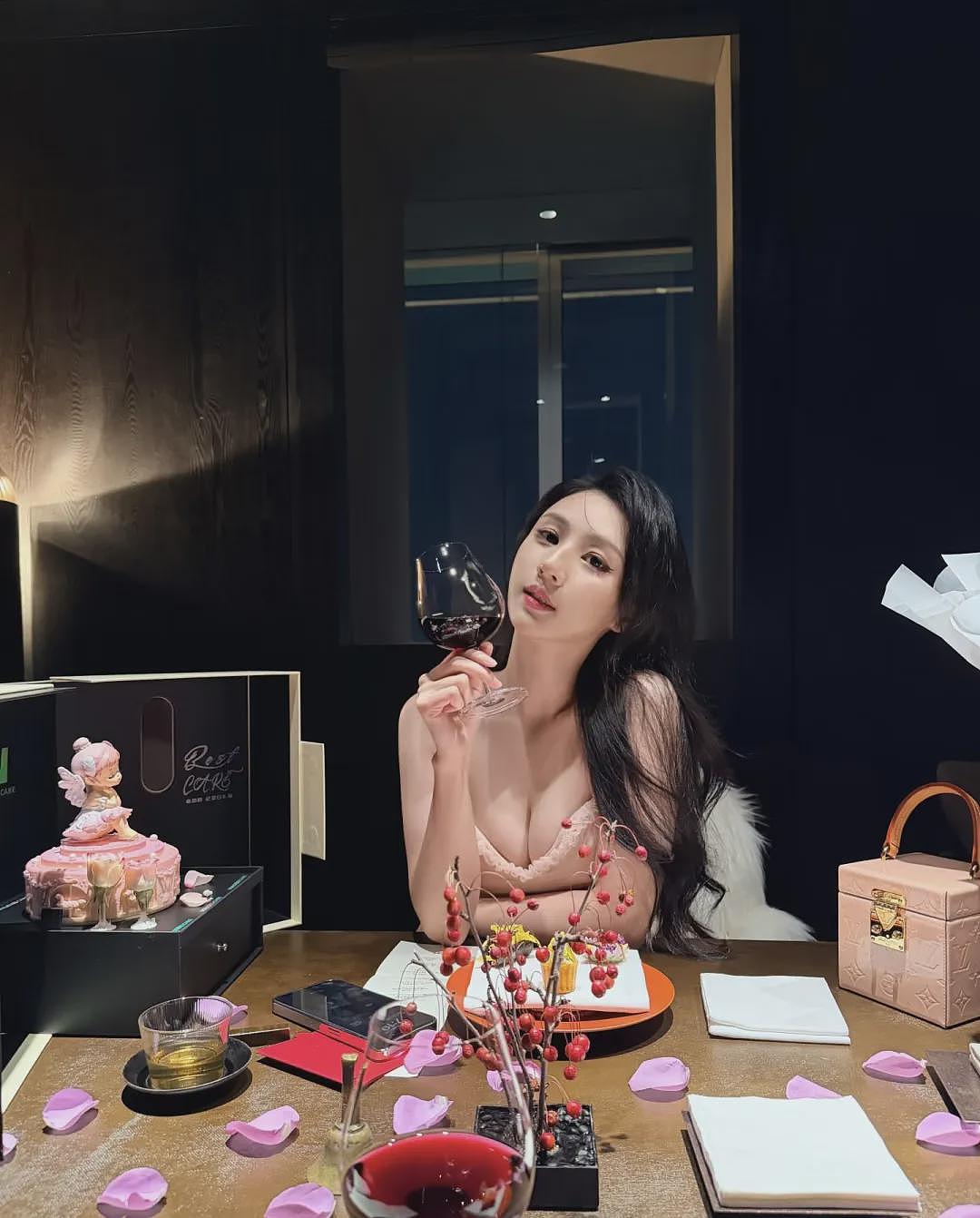 【美女】国产美女 | 肉肉 - 10
