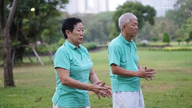 【健康】年龄越大越要少锻炼?医生建议:年过60岁,尽量避免5种减寿行为(组图) - 1