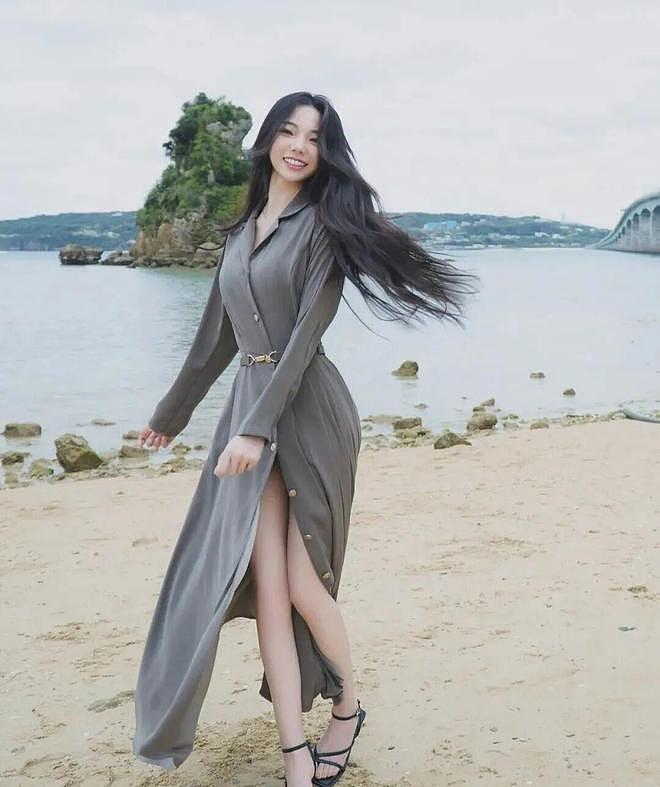【美女】美女身材性感，曲线优美，肤白水嫩十分诱人，这谁顶得住啊（组图） - 14