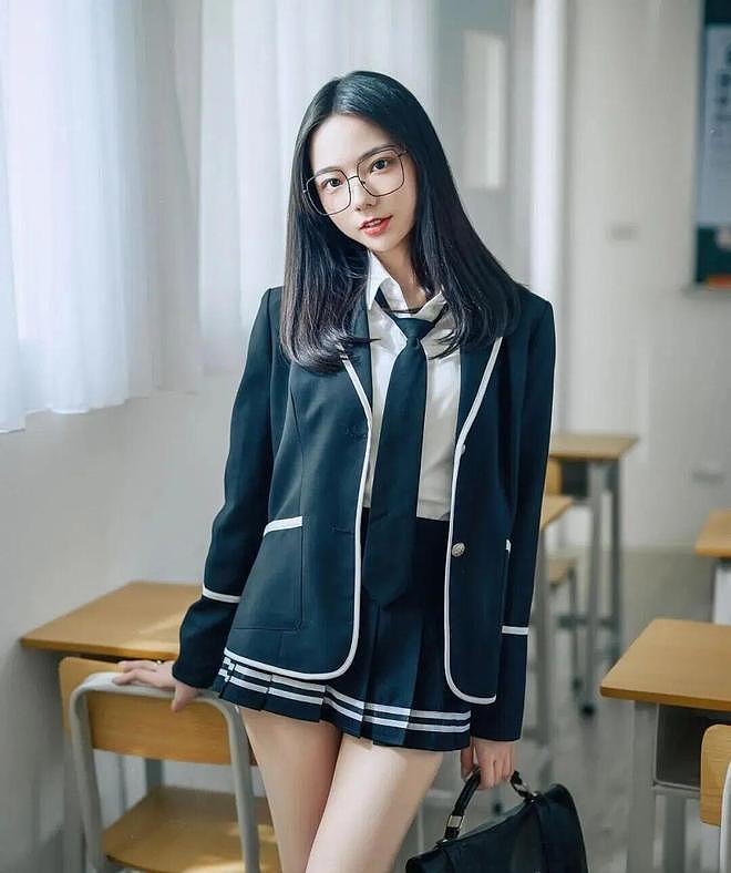 【美女】美女身材性感，曲线优美，肤白水嫩十分诱人，这谁顶得住啊（组图） - 21