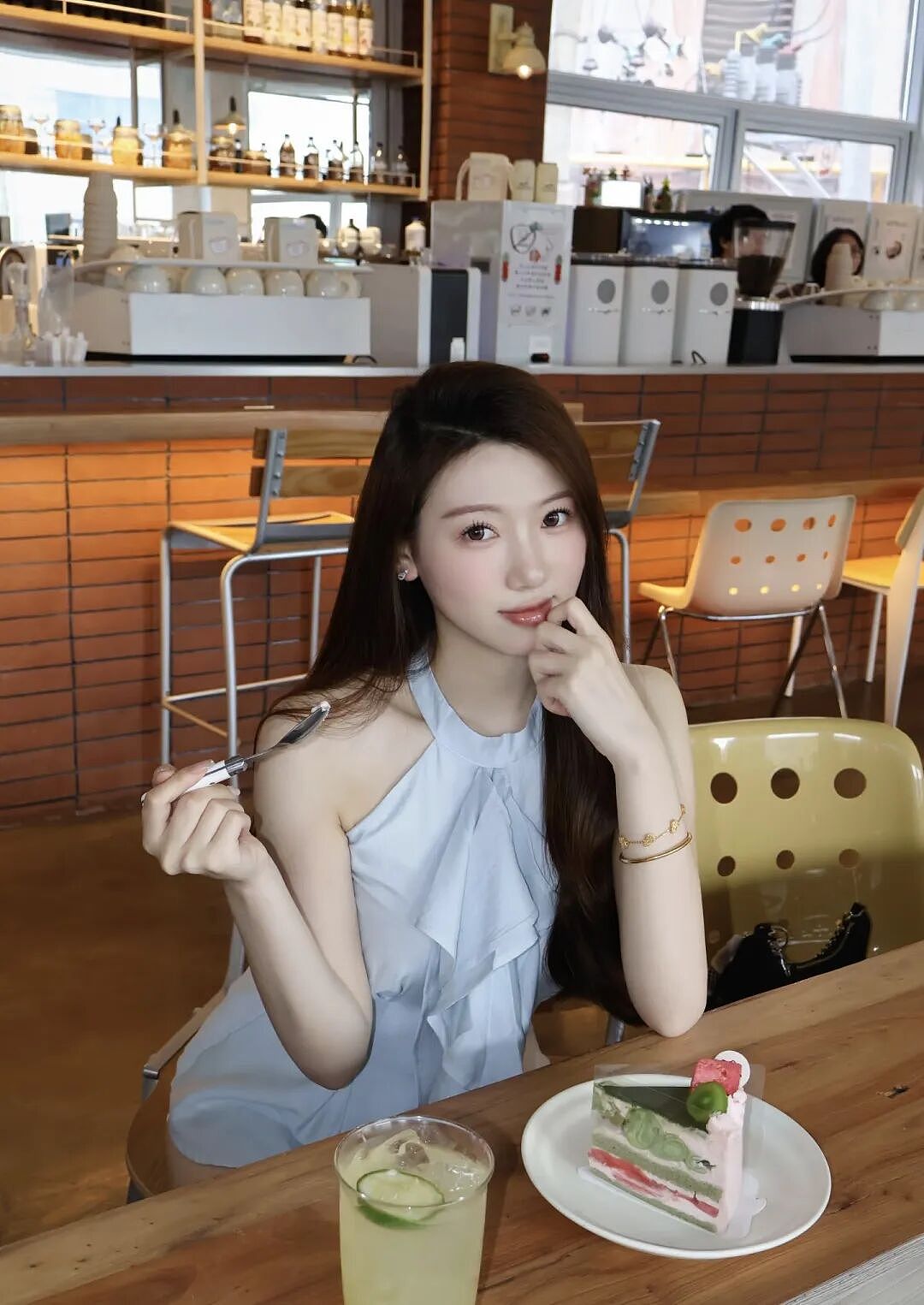 【美女】国产美女 | 小江别熬夜(组图) - 51