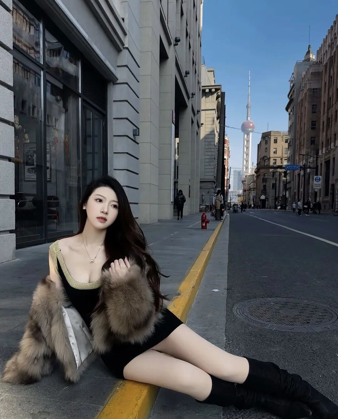 【美女】国产美女 | 小江别熬夜(组图) - 1