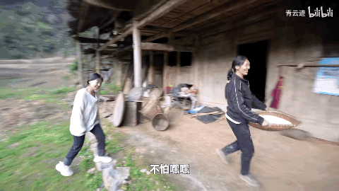 【情感】初中毕业、裸辞回村,她和丈夫拍出百万网友追更的深山故事 - 9