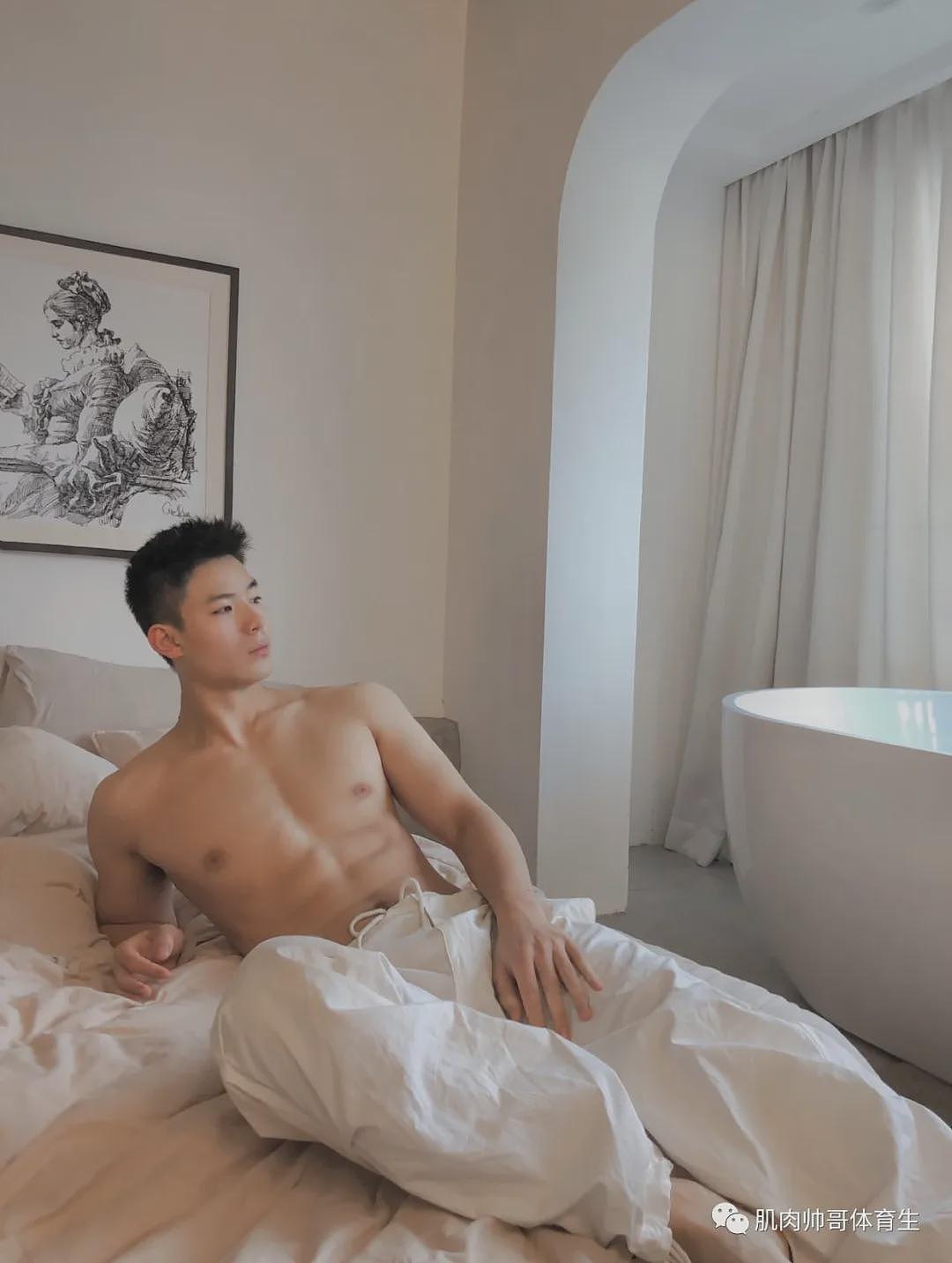 【帅哥】肌肉帅哥,身材标准的健身男孩子 - 5