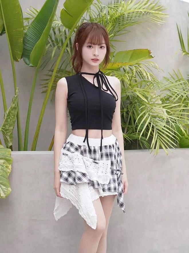 【美女】双马尾啦啦妹子,甜美长相,身材火辣,狠狠戳中审美?(组图) - 2